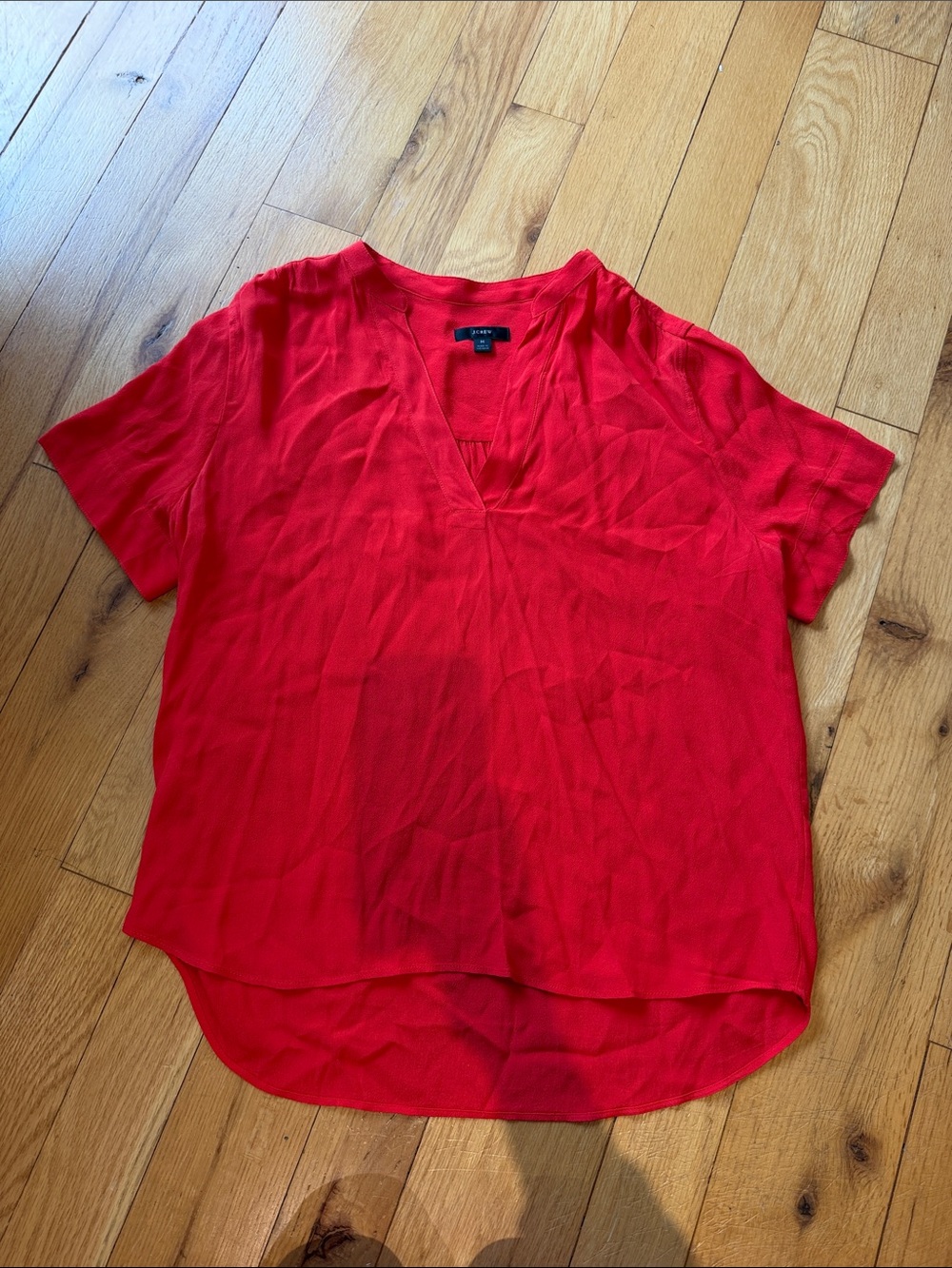 J. Crew Red V-Neck Short Sleeve Blouse Size Medium - C1-318